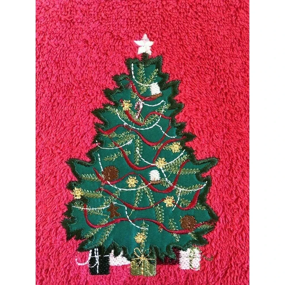 Christmas Tree Red Hand Towels Cotton Embroidered Guest Bathroom 16x28 Set of 2